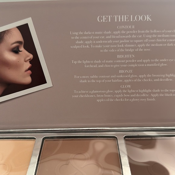 MARIE CLAIRE PARIS Runway Ready 7 PC Contour, Highlighter Blush Kit with Mirror. - Picture 5 of 6